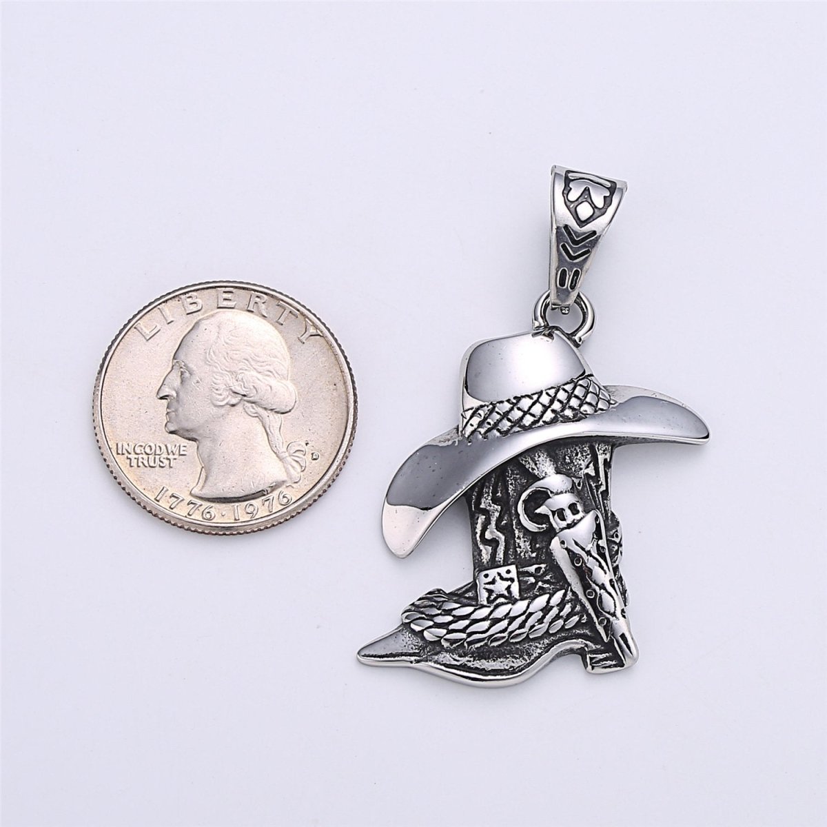 Antique Silver Cowboy Hat Charm Cowboy Boot Pendant for Men Jewelry Making Western Old Wild West Inspired Jewelry J-701
